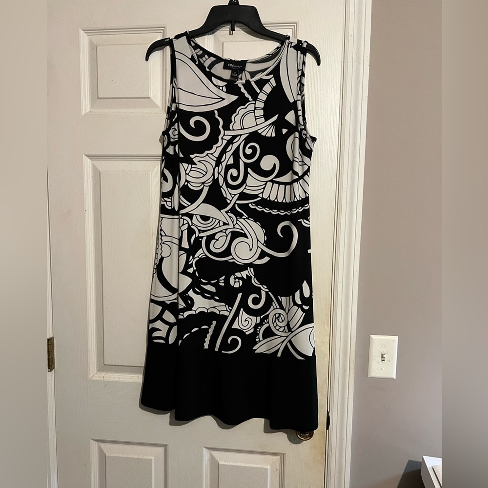 RN Studio dress